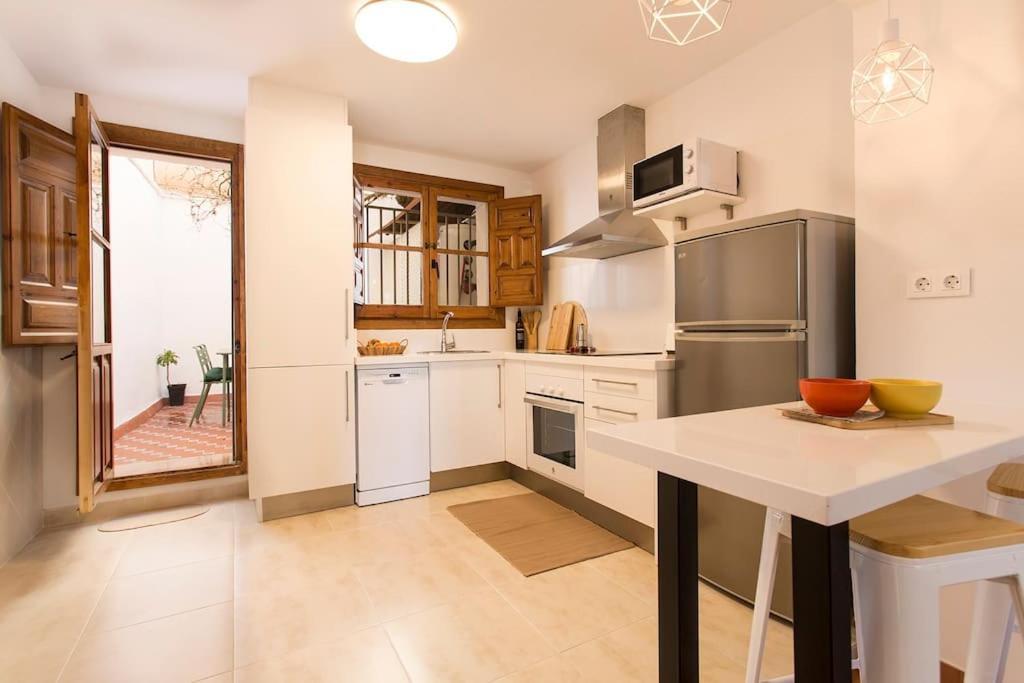 Casa Tipica Del Albaicin Con Interior De Diseno Villa Гранада Екстериор снимка
